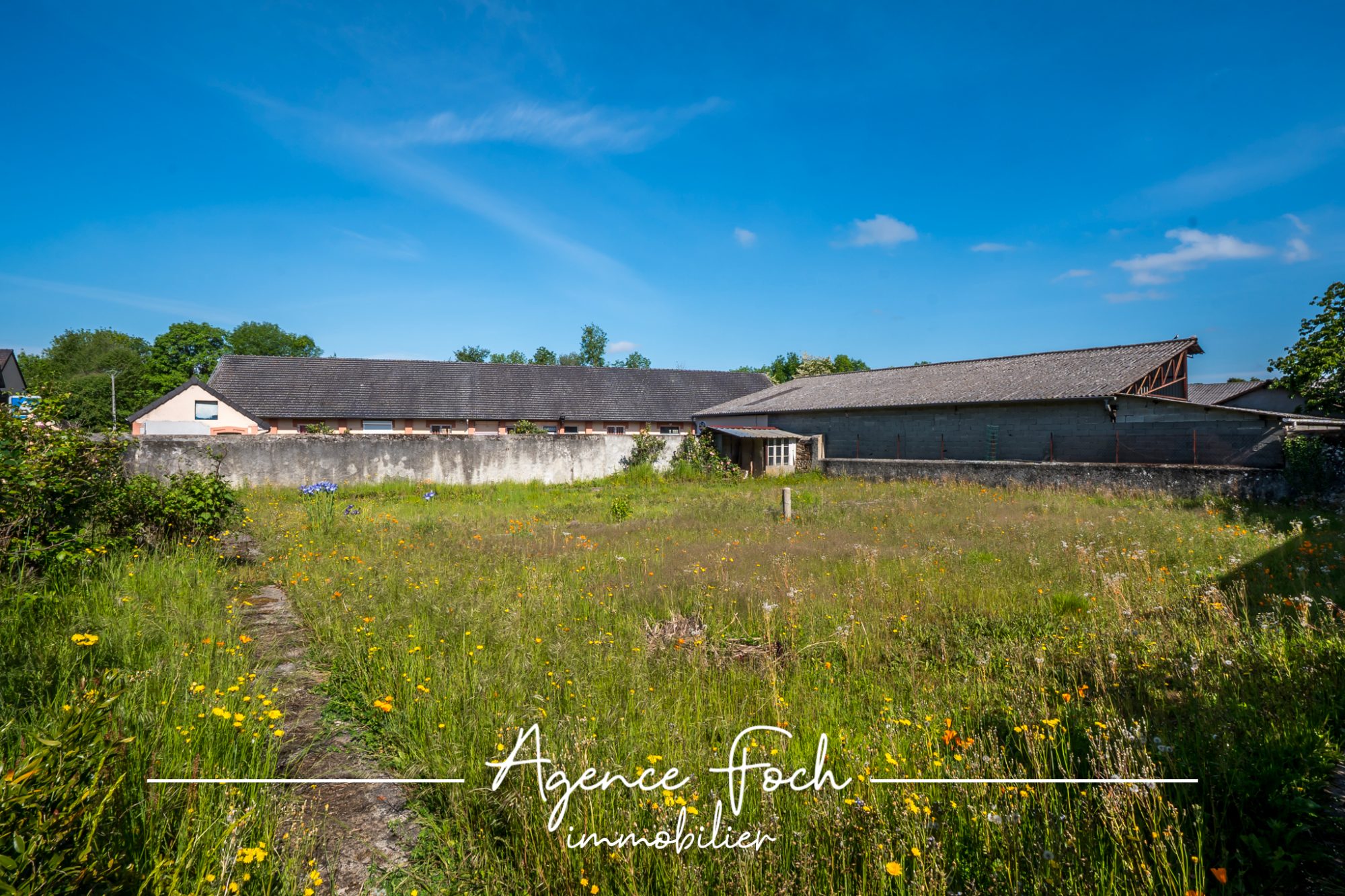 A VENDRE TERRAIN 600m2 2