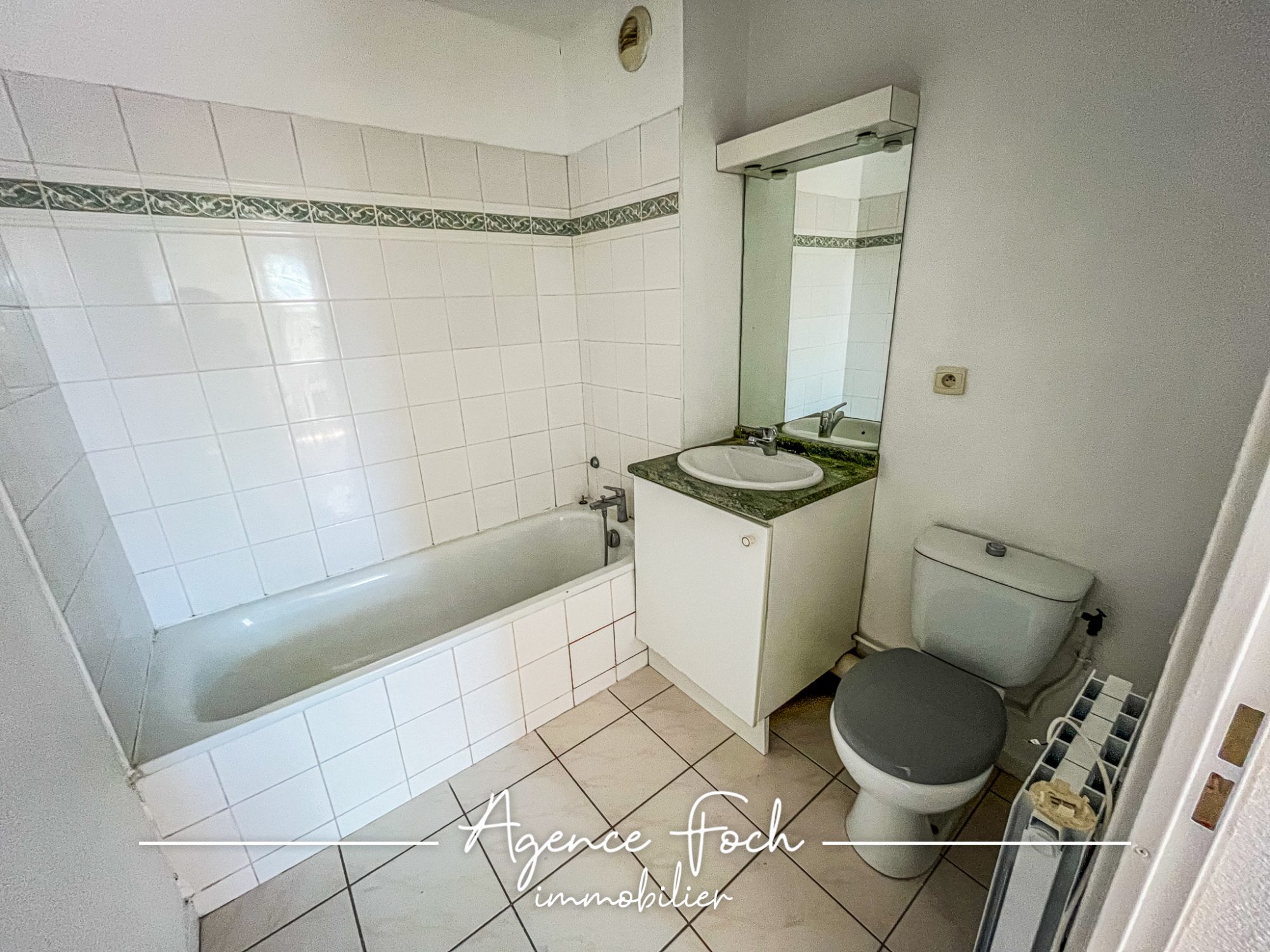 A VENDRE T2 RESIDENCE SECURISEE 5