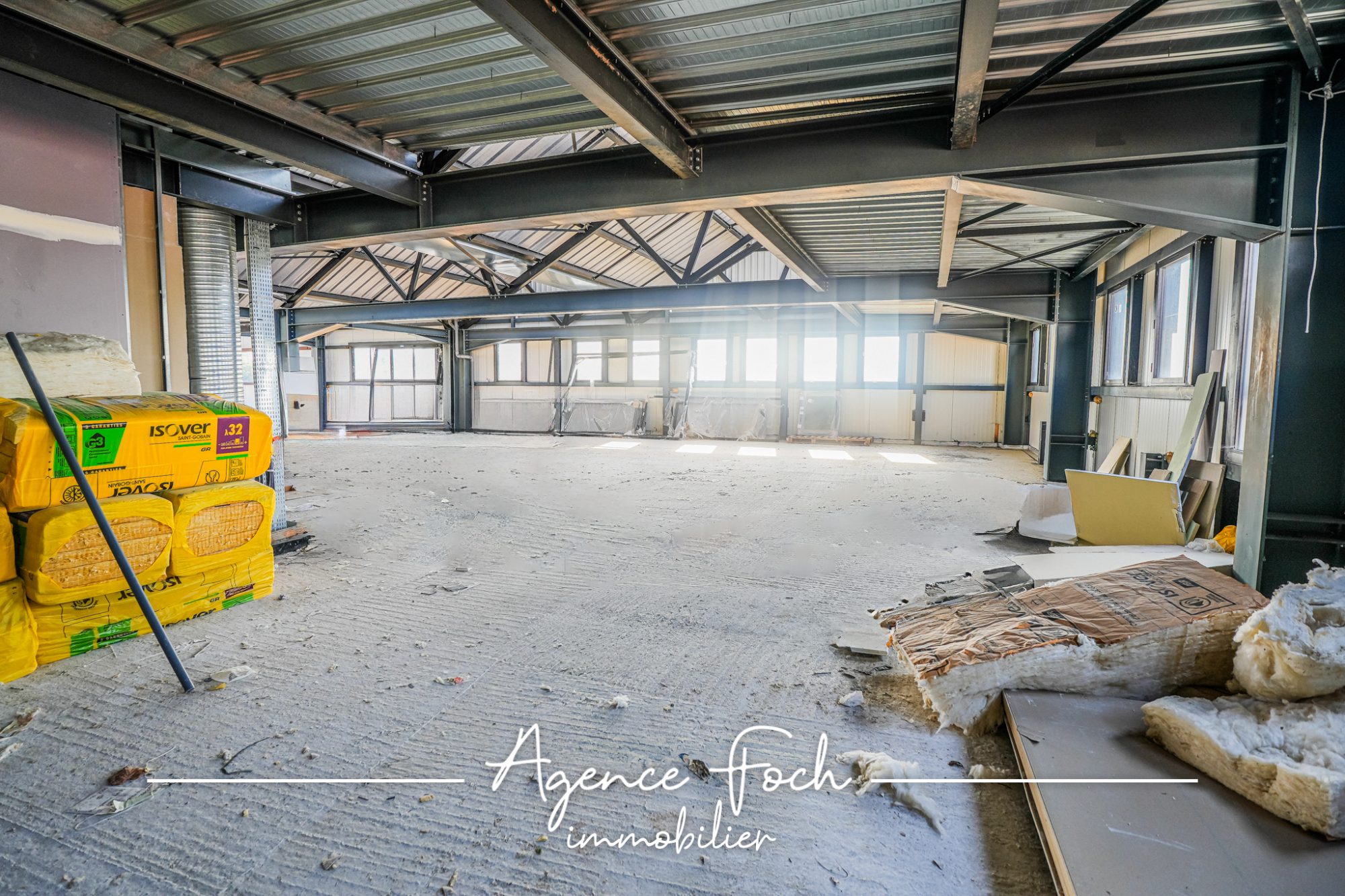 LOCAL PROFESSIONNEL À TARBES 4