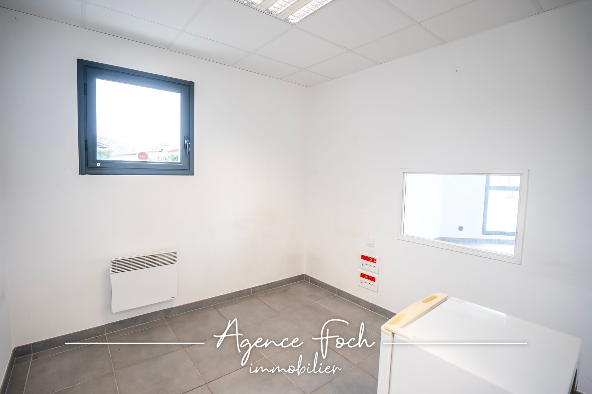 MAISON CONTEMPORAINE À VENDRE, 10 MINUTES DE TARBES 2