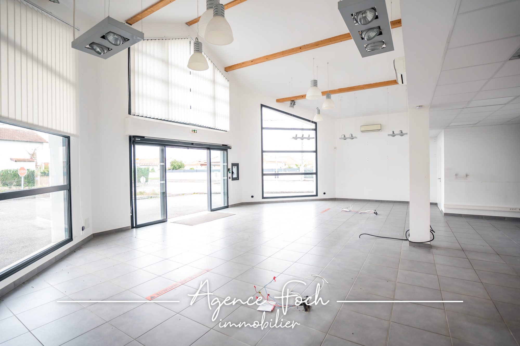 MAISON CONTEMPORAINE À VENDRE, 10 MINUTES DE TARBES 1