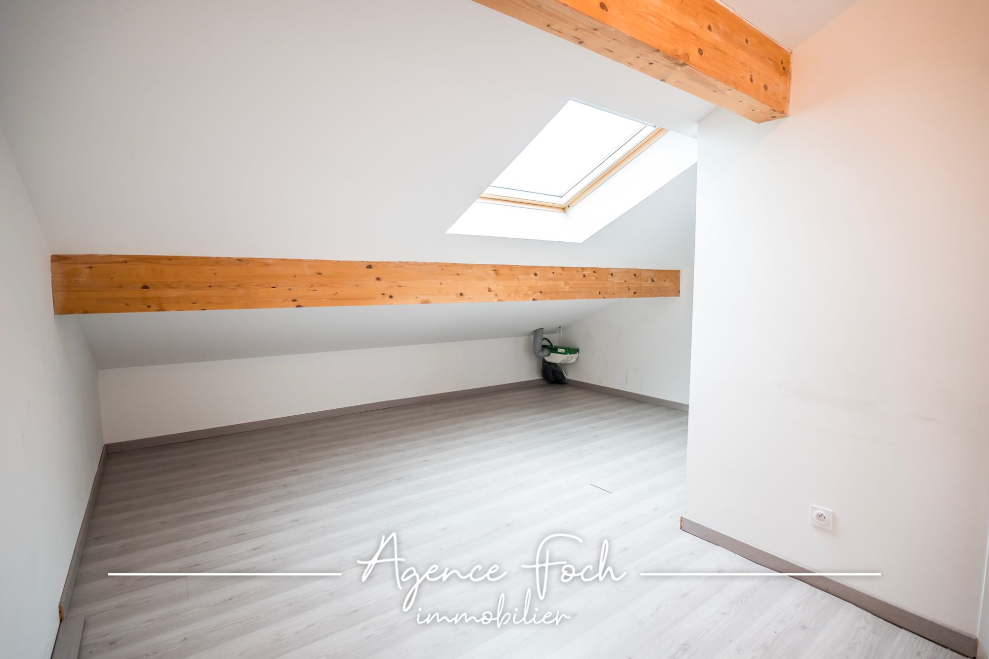 MAISON CONTEMPORAINE À VENDRE, 10 MINUTES DE TARBES 8