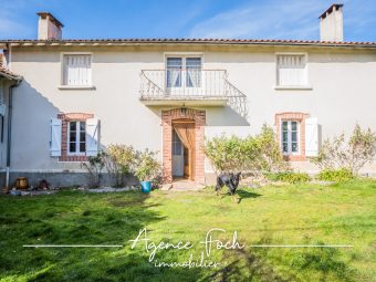 MAISON A VENDRE AVEC APPARTEMENT ET ATELIER