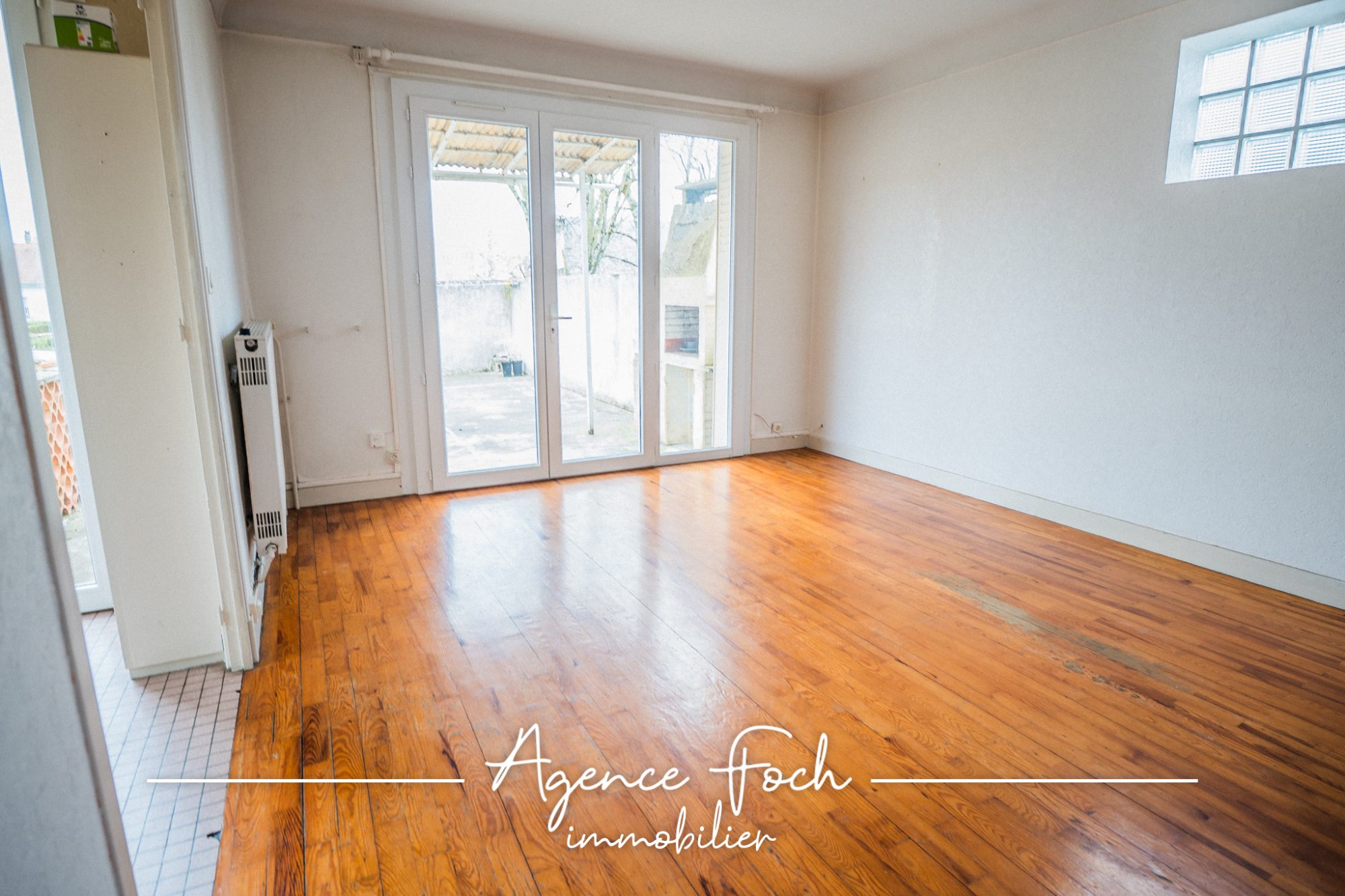 IMMEUBLE À TARBES + 6 GARAGES 3
