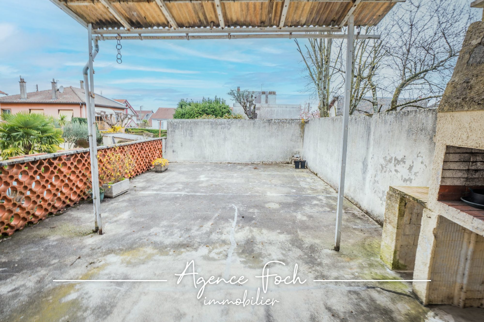 IMMEUBLE À TARBES + 6 GARAGES 13