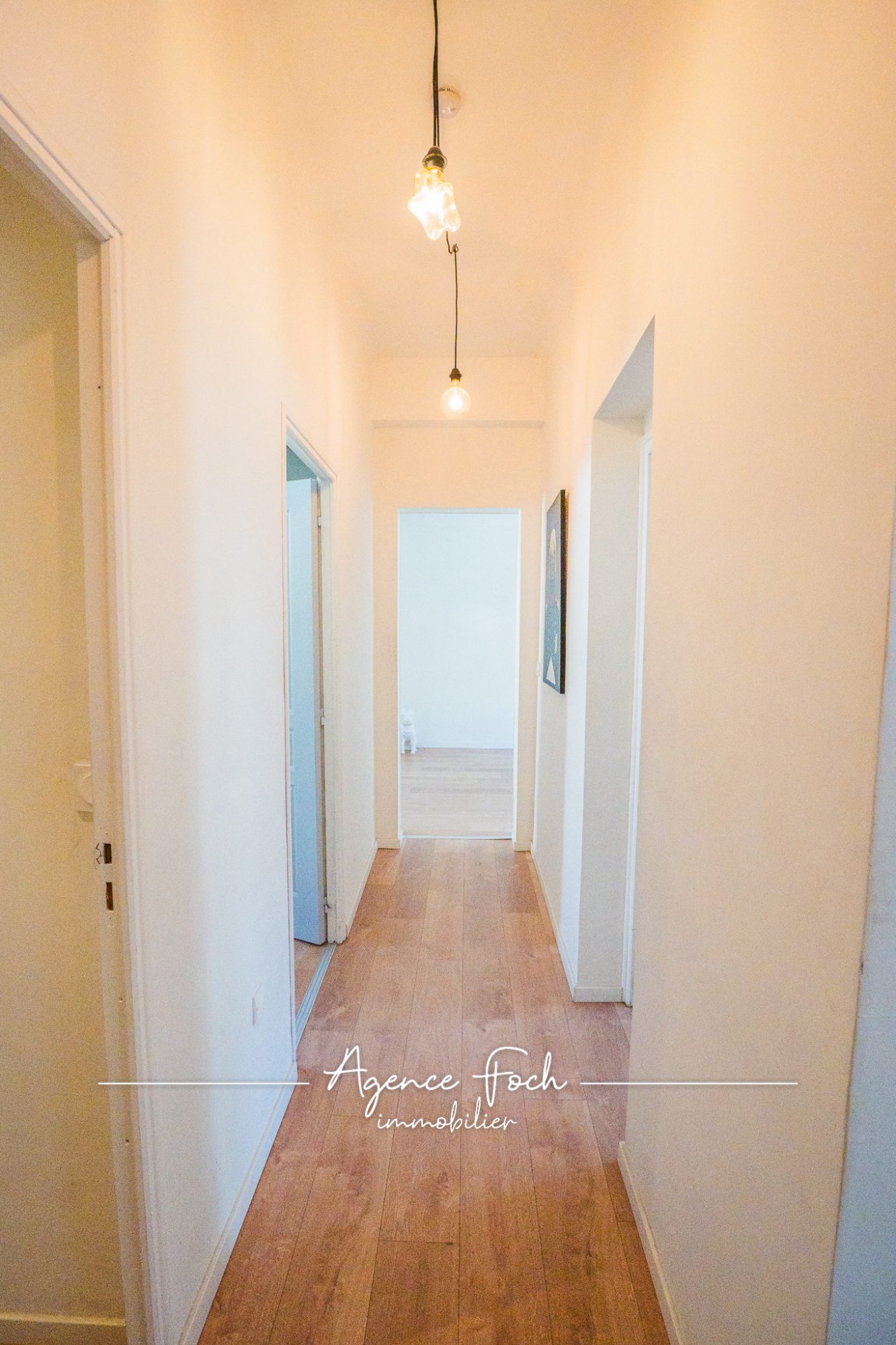 APPARTEMENT T2 AVEC GARAGE ET PLACE DE PARKING 5