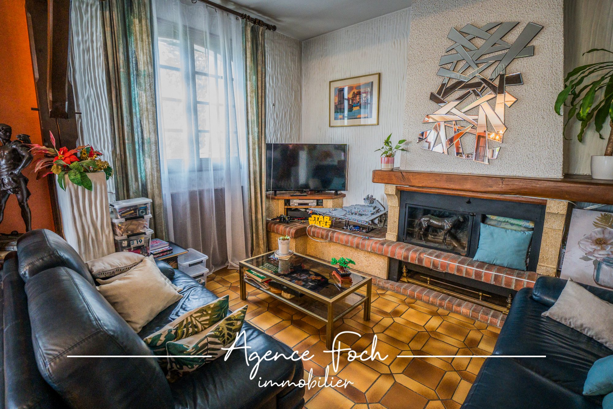 A VENDRE GRANDE MAISON, 5 PIÈCES, AVEC SOUS-SOL, GARAGE ET PISCINE 8