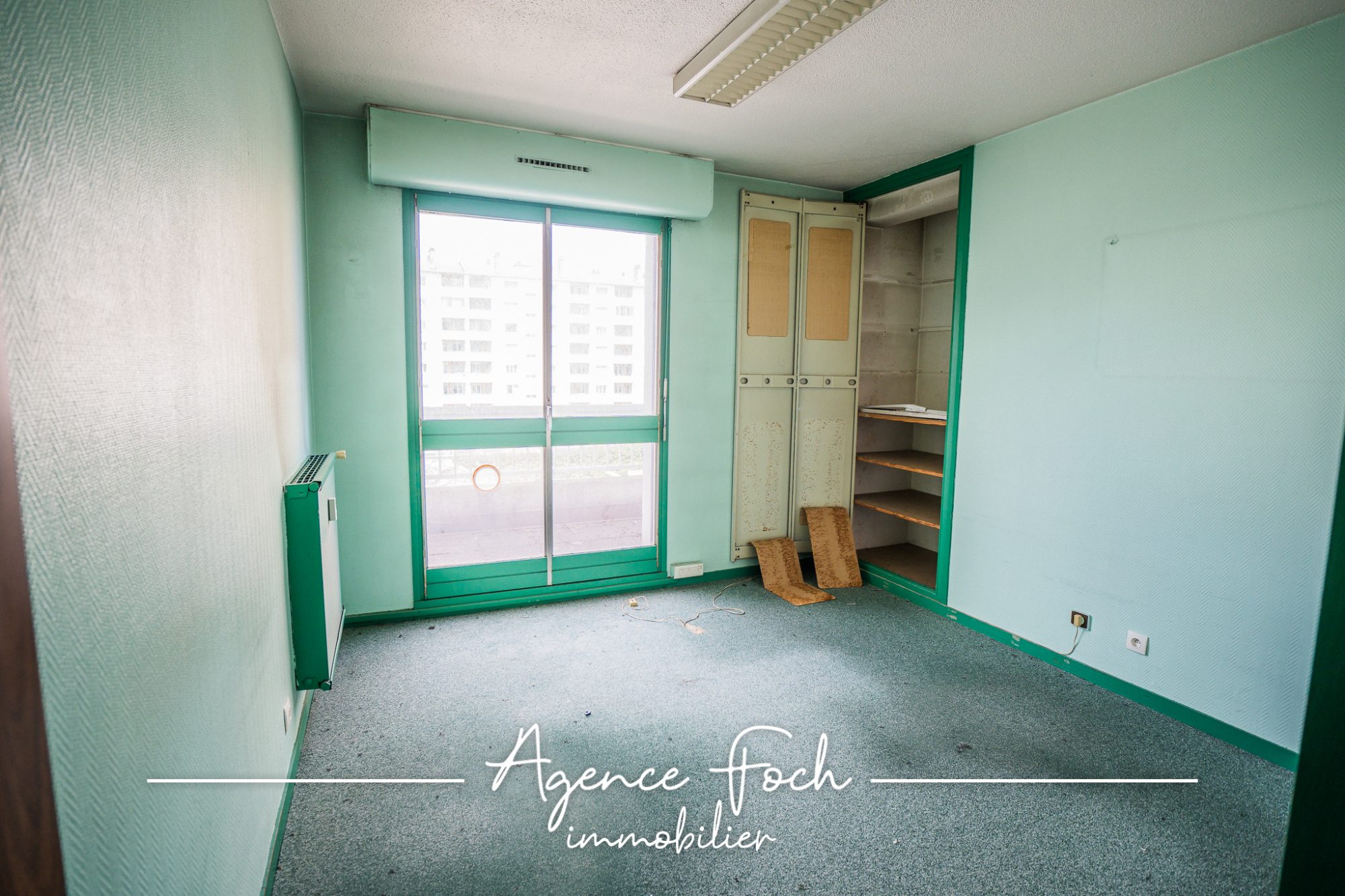 A VENDRE ENSEMBLE IMMOBILIER 5