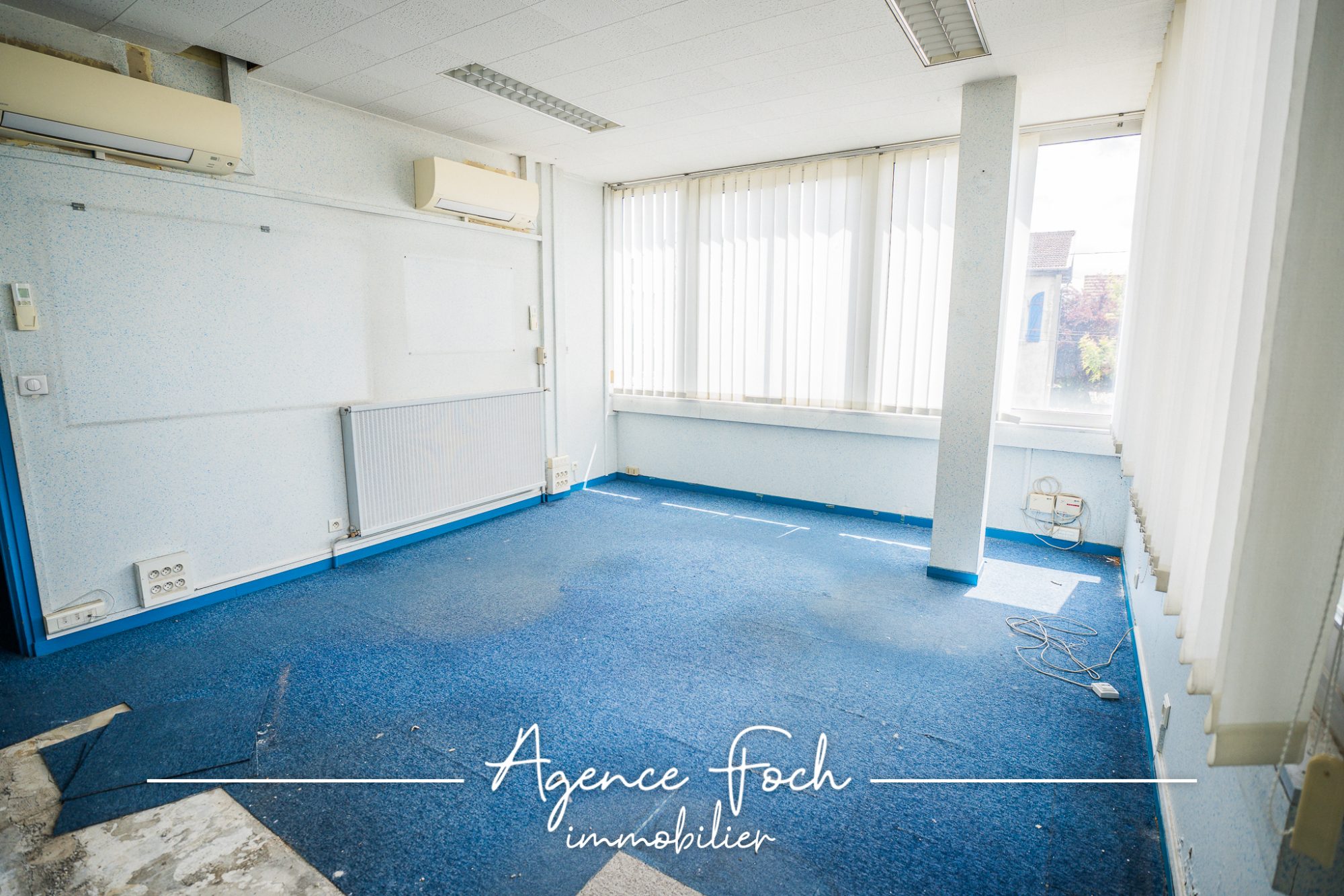 A VENDRE ENSEMBLE IMMOBILIER 9