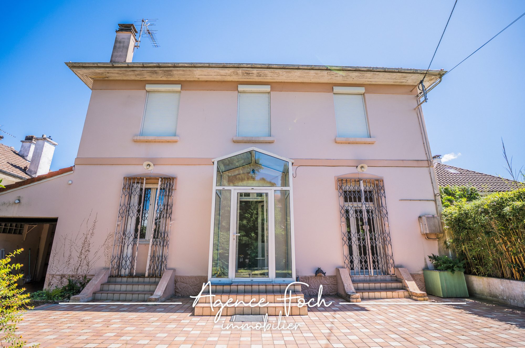 AV MAISON BOURGEOISE ODOS 15