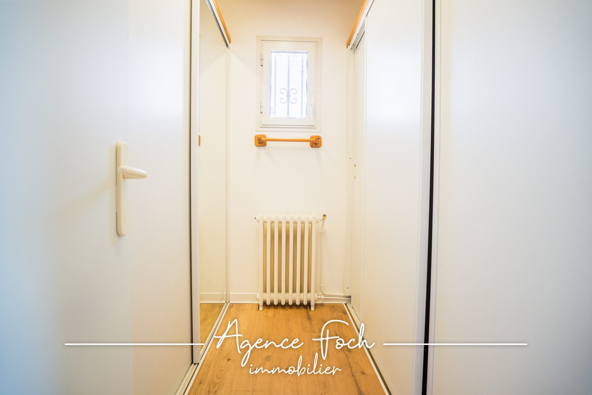 AV MAISON BOURGEOISE ODOS 12