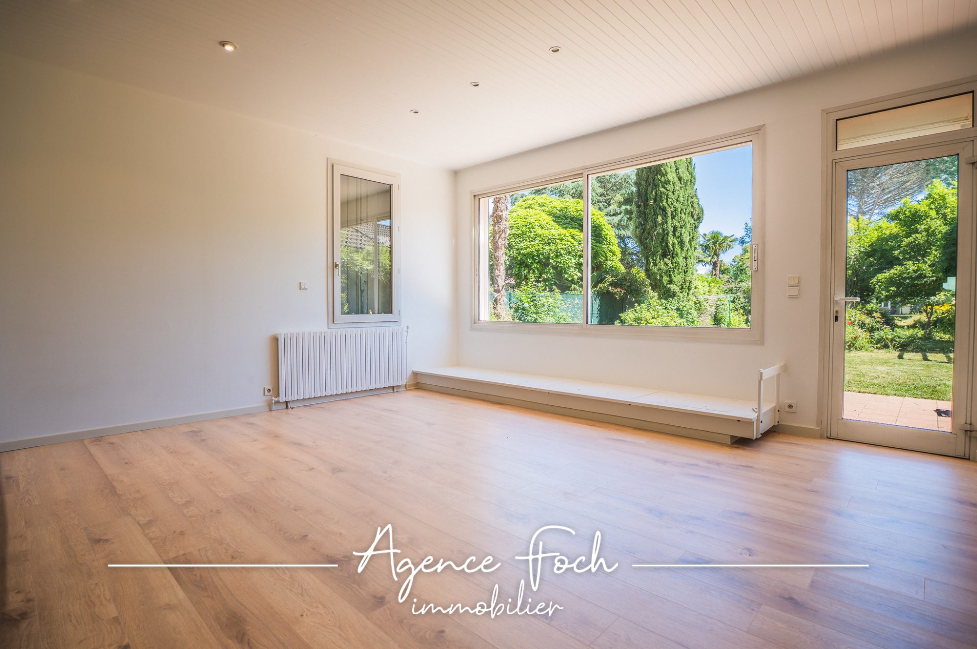 AV MAISON BOURGEOISE ODOS 4