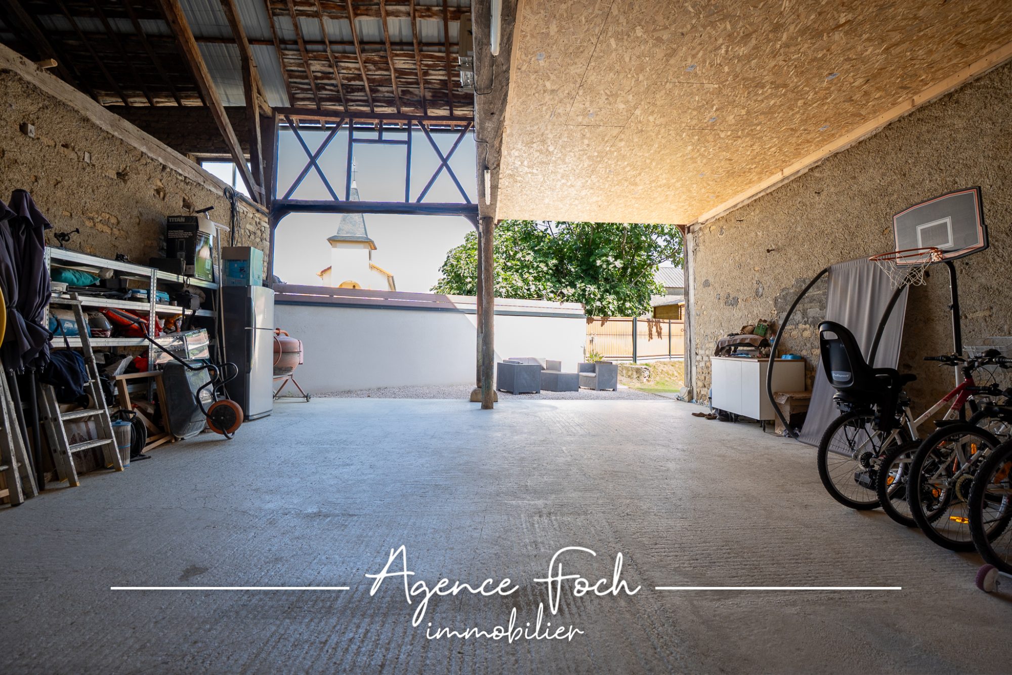 AV MAISON CONTEMPORAIRE 17