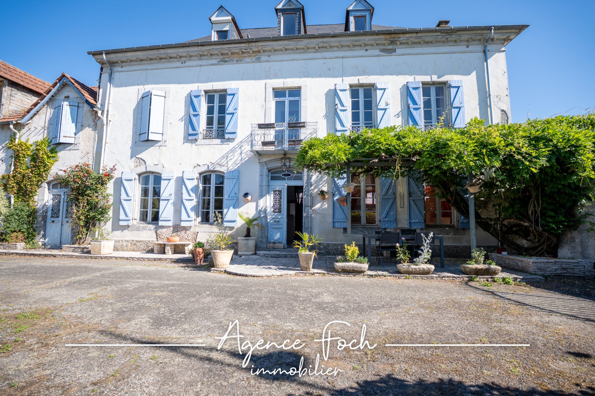 Maison 8 pièces 297 m² · à Tarbes · 297,3 m² · 229 000 €